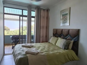 Dumela Margate Flat No 12