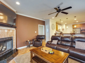 College Station Family Home: 3 Mi to Texas A & M!