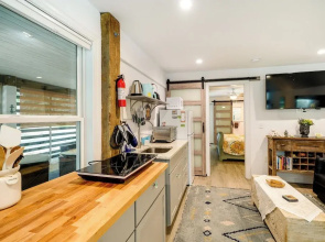 Kitty Hawk Vacation Rental w/ Pool & Hot Tub