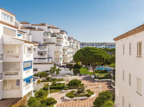 Beachfront Apt for a no Car Holiday Puerto Banus, Free Wifiparkingtvaircon