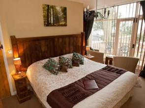 Holmefield Country Guest House