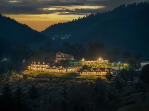 Chails Hamlet Resort