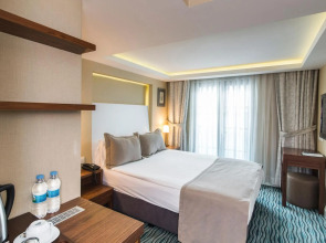 Cihangir Hotel Bosphorus