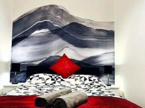 Luxury Entire Holiday Apartment - Self Checkin & Checkout
