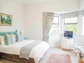 Chamberlain Guest House