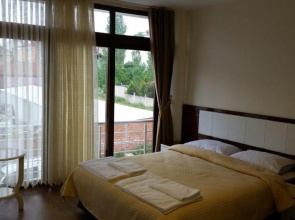 Royal Hotel