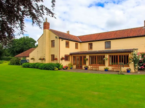 Wood Farm Kerdiston