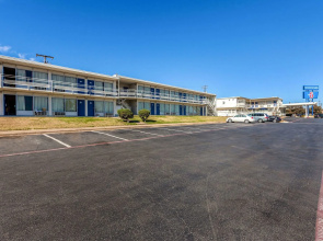 Motel 6 Fort Worth, TX - Stockyards