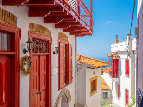 Michaels Cottage Large Private Pool Walk to Beach Sea Views A C - 2828