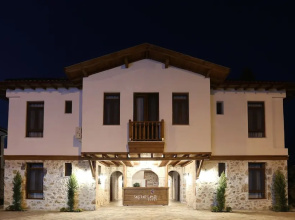 Ucurtma Hotel