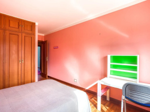 Cheerful Holiday Home in Santa Cruz near Sea Beach