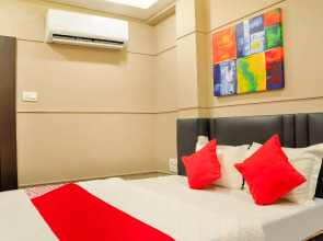 OYO Flagship 63636 Sk Inn