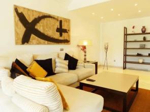 Fuente Aloha Apartment
