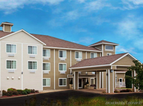 Holiday Inn Express & Suites New Buffalo by IHG