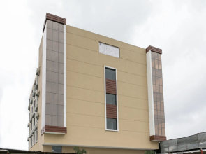 OYO 15088 Amrit Greens Hotel & Banquets