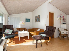 Beautiful Holiday Home in Glesborg Near Sea