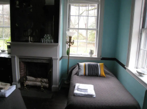 Higganum House B&B