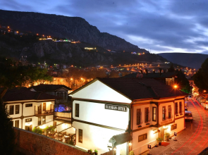 Uluhan Otel