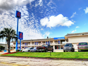 Motel 6 Slidell, LA - New Orleans