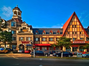 Omake Holiday Hotel
