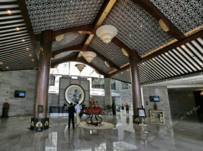 Cangxi International Hotel