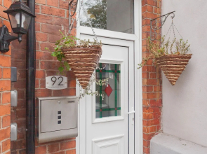 92 Templemore Ave Guest house