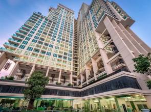 City Condo by Somphong