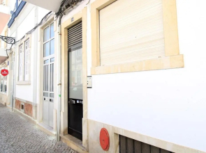 Faro River View by Homing