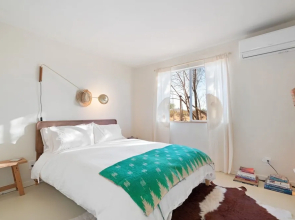 Goat House - Bbq, Hammocks And Dark Skies! 1 Bedroom Home by RedAwning