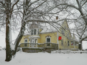 Broken Wheel B&B