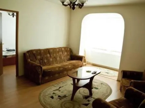 Balcescu Apartment 33