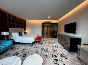 THE FACE Style Hotel