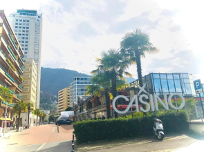 Spacious Apartment with Lake View | 35