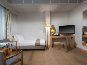 Central Athens Hotel