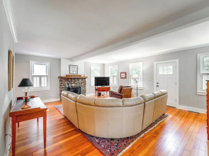 2 Mi to Dtwn: 2-acre Retreat w/ Large Yard!