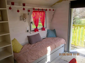 MAS MAURANE-Roulotte avec SPA privé