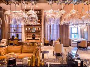 KuanRong Luxury Suites Hotel - Daping Times Square