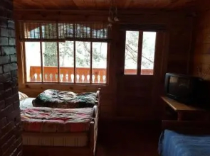 Guest House Kedroviy Dvorik