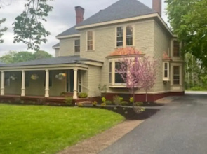 210 Main St