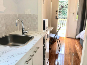 Quiet 1 Bedroom Guest House in Fairfield