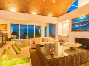 Amazing Ocean View From 6 Bedroom Pedregal Home: Villa Cerca del Cielo
