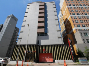 Gwangju Sangmu Luxury Hotel