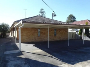 Prickly Pear Stays in Adamstown