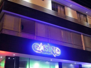 Hotel Puerta De Luna