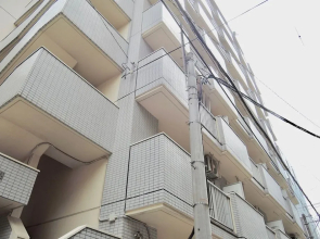 Relief Tenjin Higashi