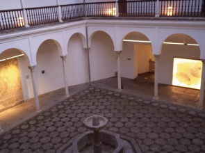 Bonito Ap Centrico Patio Wifi Parking Gratis.