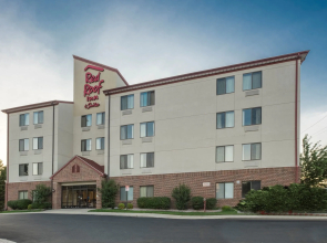 Red Roof Inn & Suites Dover Downtown
