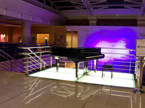 VIP Executive Entrecampos Hotel & Conference