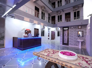 OYO Flagship 29841 Ranbanka Hotel