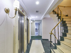 Seres Hotel Old City